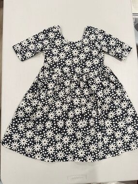 Hanna Andersson Black and White Daisy Dress Everyday Play Dress